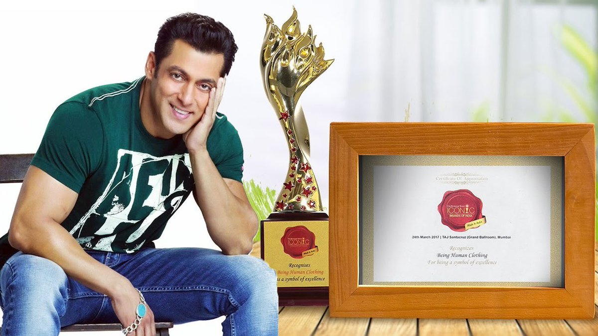 BollywoodUncut's tweet photo. 😍💖🤗WOW😍💖🤗
#Salman's #BeingHumanClothing #AWARED #Symbol Of #Excellence By #IconicAwards
Check Out👉https://t.co/wI1pMy78TV https://t.co/KQPqJrueAI