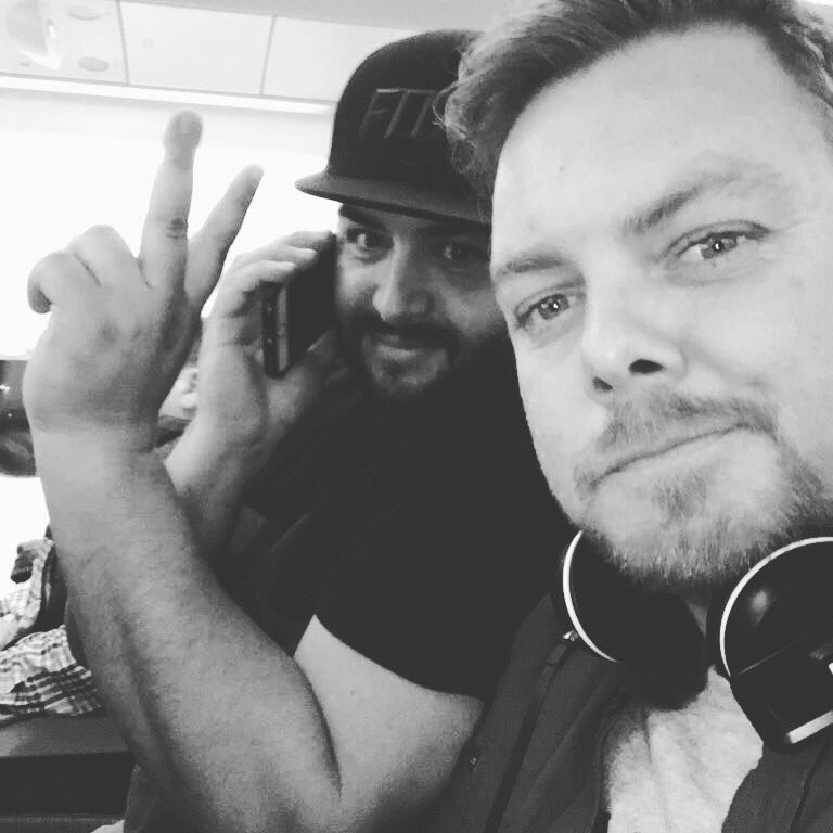 Prime_Circle's tweet photo. Goodbye SA and bring on London! #LondonBaby #LiveInLondon #LetTheNightIn 🇿🇦🇬🇧 https://t.co/VyKoML0x5U