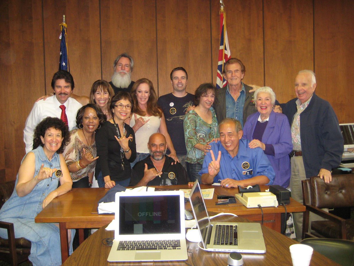justcurious808's tweet photo. Remembering the merger victory. Happy anniversary #SAGAFTRA #HawaiiLocal https://t.co/2cKHeMvfZ1
