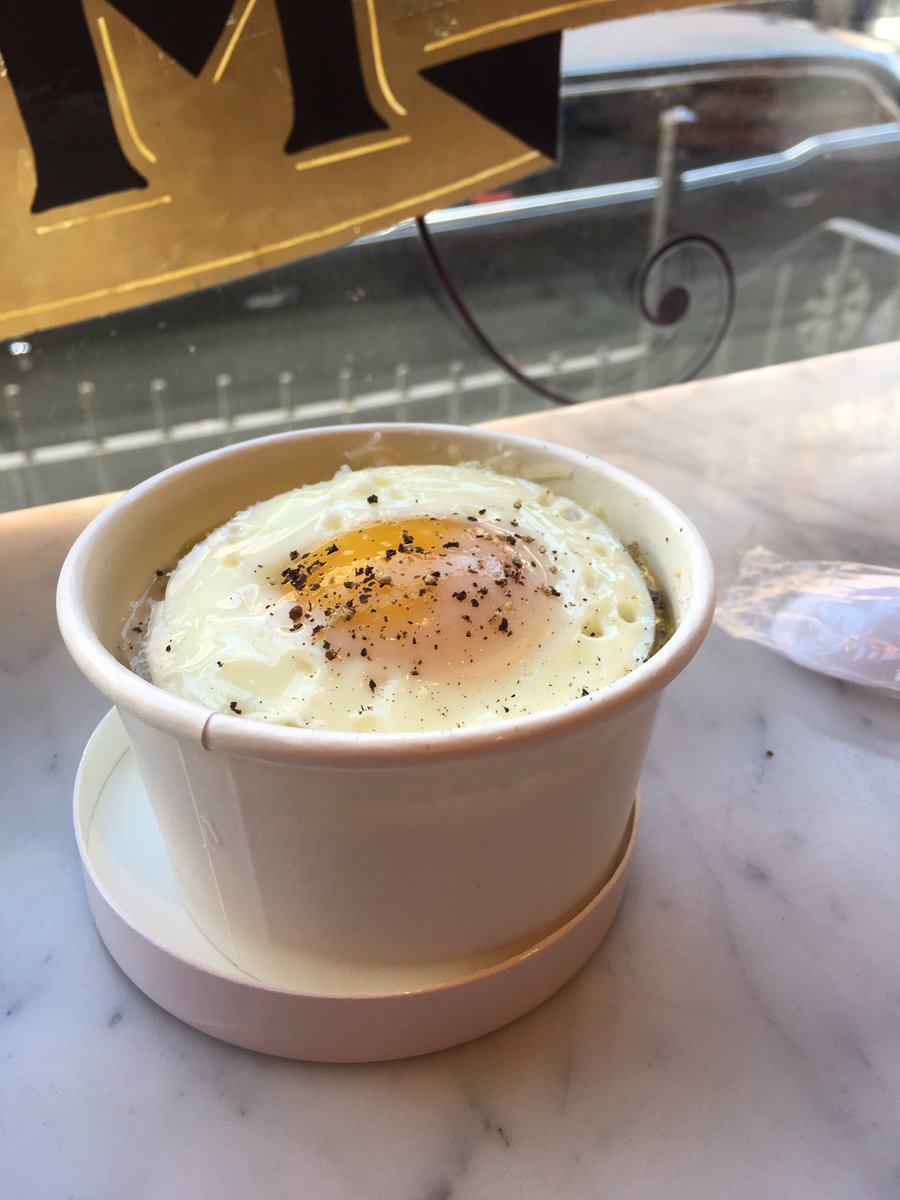 FatKidNTraining's tweet photo. My coworker enjoys going on random walks for food. Today's adventure was oatmeal from @OatMealsNY https://t.co/Bovz9NCxXs