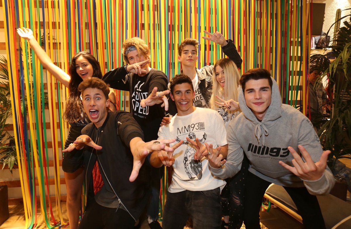 Gracias a todos por haber venido al #MM93fanday! 😉Thank you all for coming to the <a href="/pullandbear/">Pull&Bear</a> event! #MM93xPULLANDBEAR