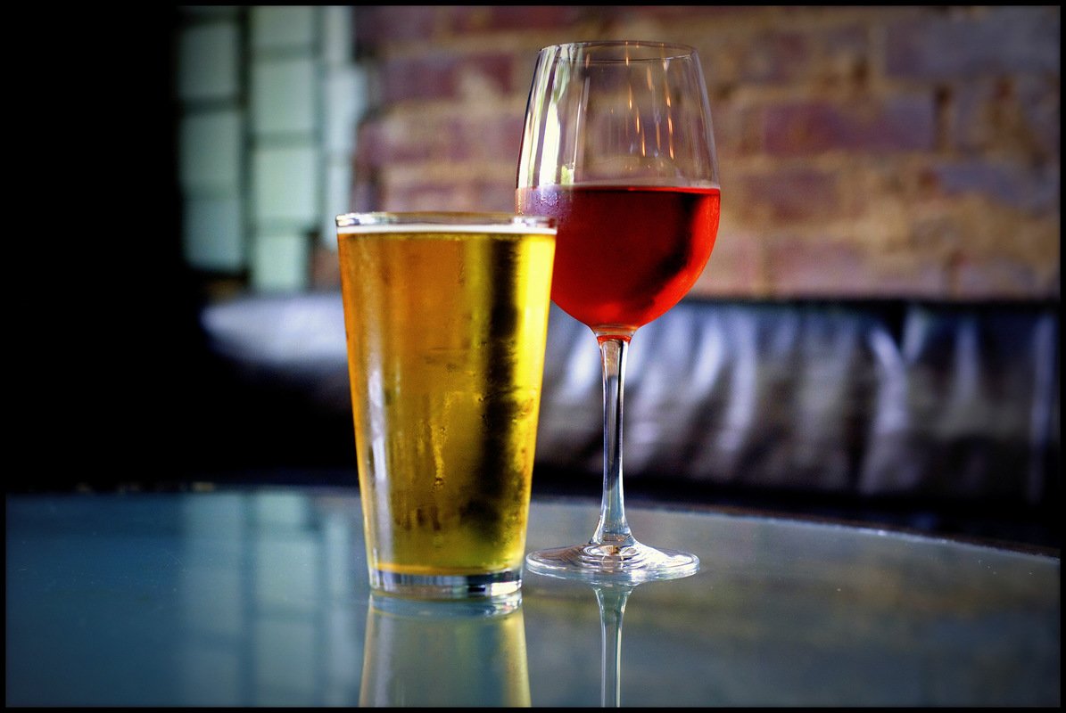 dineinbk's tweet photo. It's wine o'clock somewhere https://t.co/eiBBhJNbZE https://t.co/ZCycXISBUa