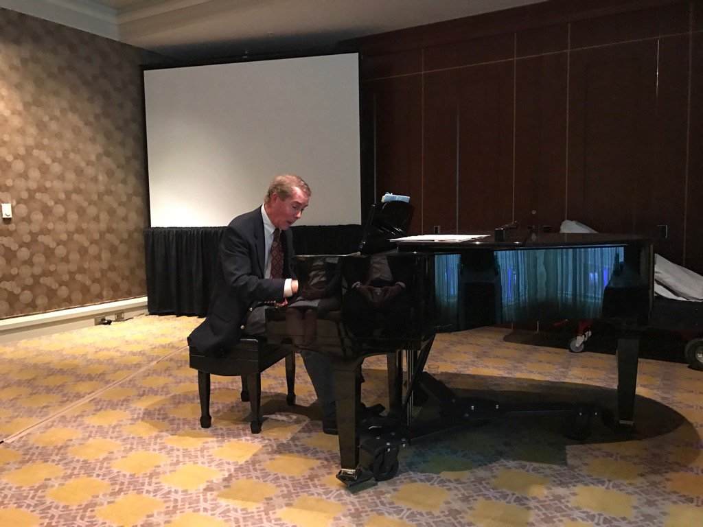 mhadzikadic's tweet photo. Dylan Savage #analyticsfrontiers. Connections between music and data science. https://t.co/Mtg43xLUhV