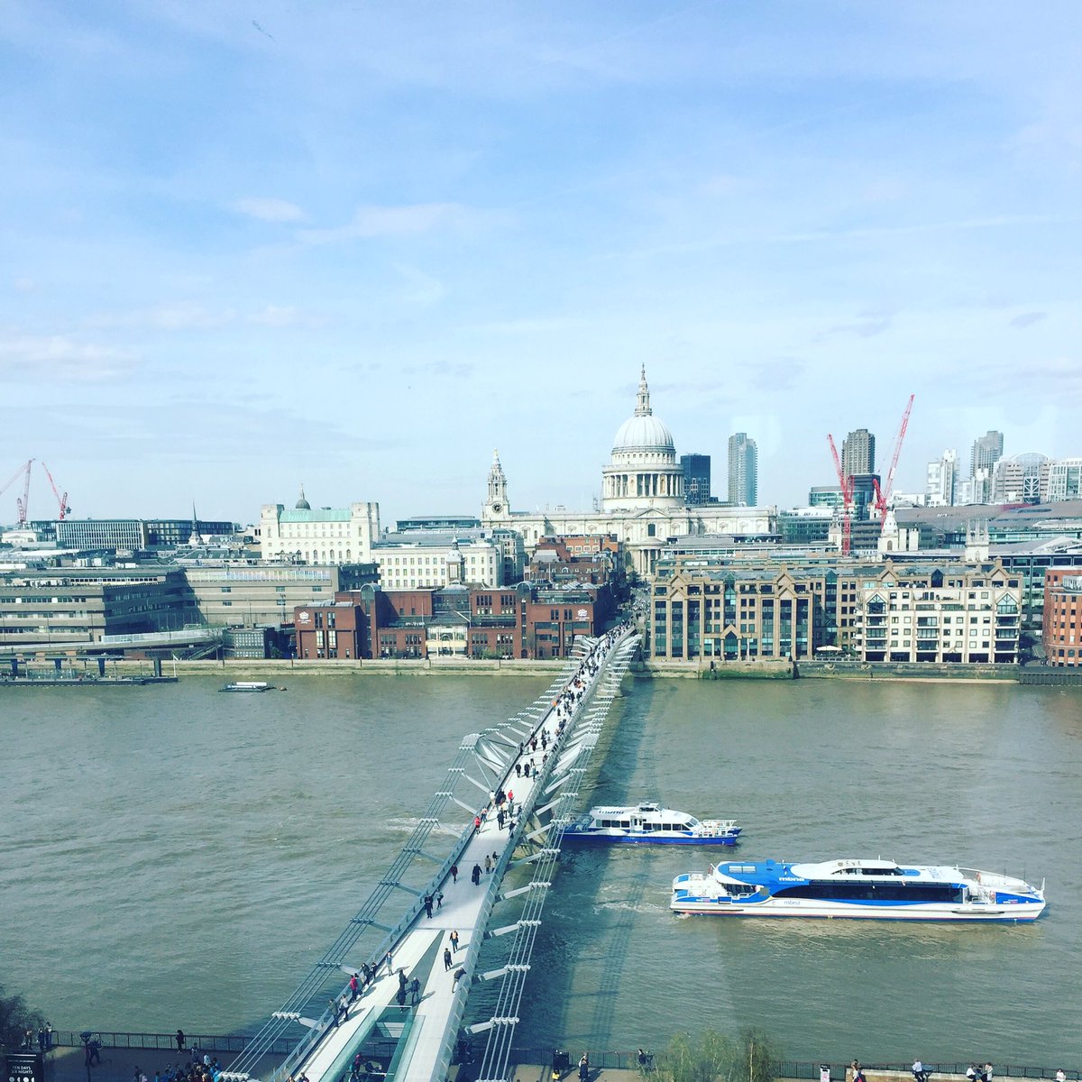 MsRobynBlack's tweet photo. Perfect day for a cider briefing @WestonsCiderMil #Westons #CiderReport 🍏 https://t.co/m5RZf8BVtJ