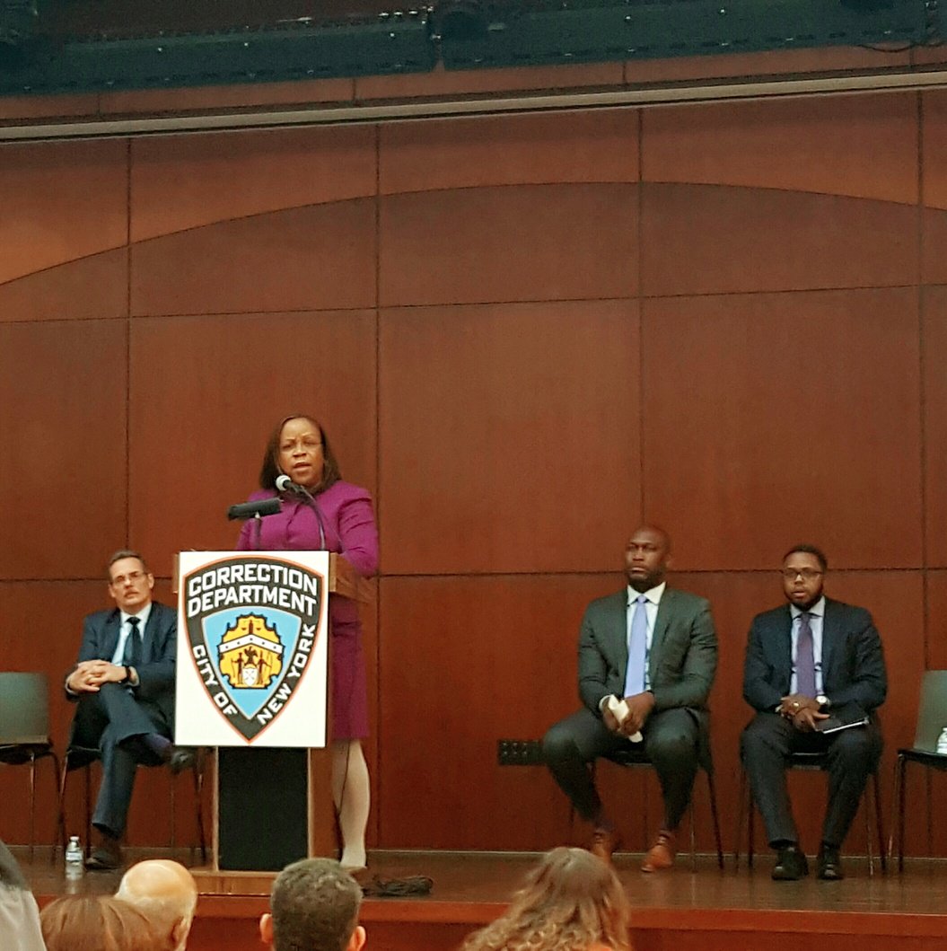 jointheboldest's tweet photo. #ICYMI DOC hosted an event last night for #MWBE vendors to meet with DOC and other city agencies. #DOCMeansBusiness https://t.co/qG75JmKGor