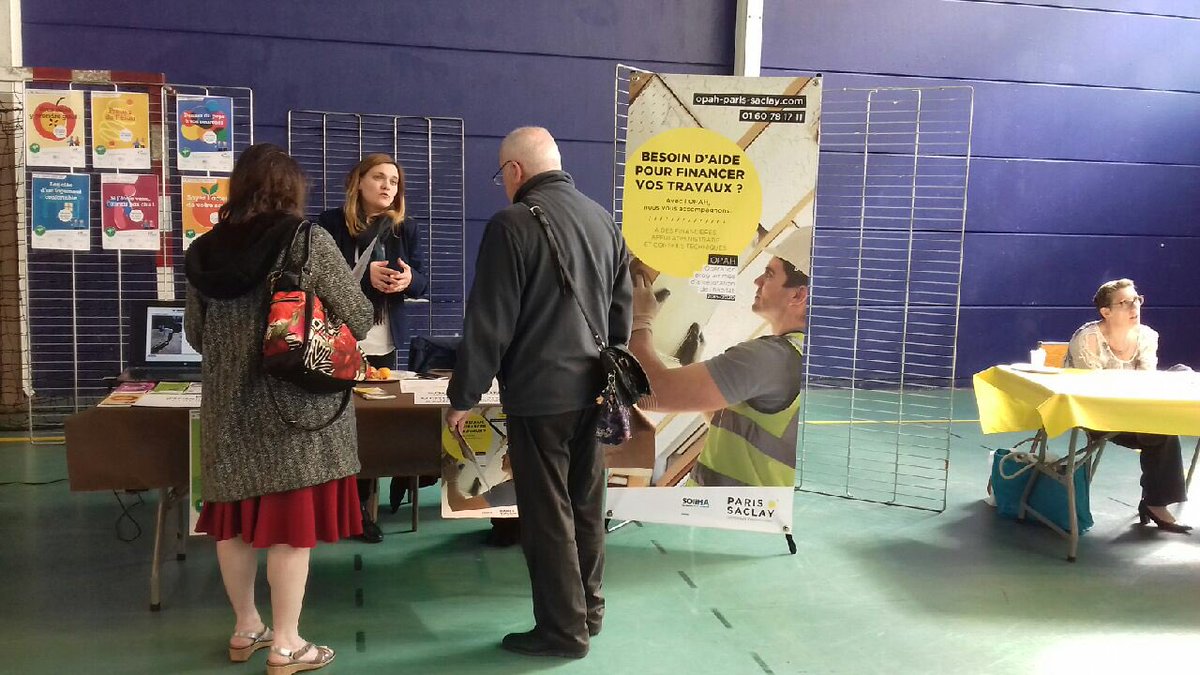 SolihaEssonne's tweet photo. @SolihaEssonne présent au forum des Séniors @LesUlisOfficiel pour #OPAHCPS @comParisSaclay @MouvementSOLIHA https://t.co/vjB8XEJpJh