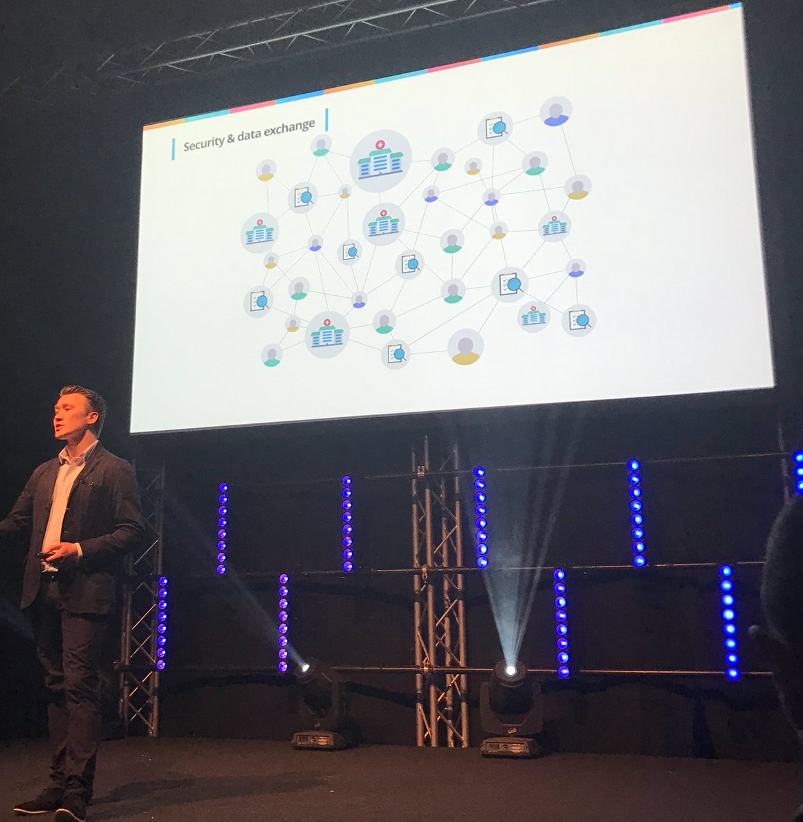 <a href="/GoClinic_App/">GoClinic</a> using #Blockchain 2 empower patients &amp; clin team with full view of data AND recovery plans -pitching at <a href="/rockstart/">Rockstart</a> #DHDemoDay