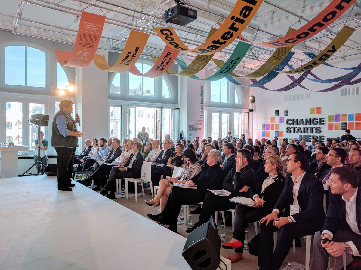 .<a href="/SaeedAmidi/">SaeedAmidi</a> entertaining the crowd at @FashionforGood...Thank you <a href="/CandAFund/">CandAFund</a> for getting us into #sustainability! #FashionForGood