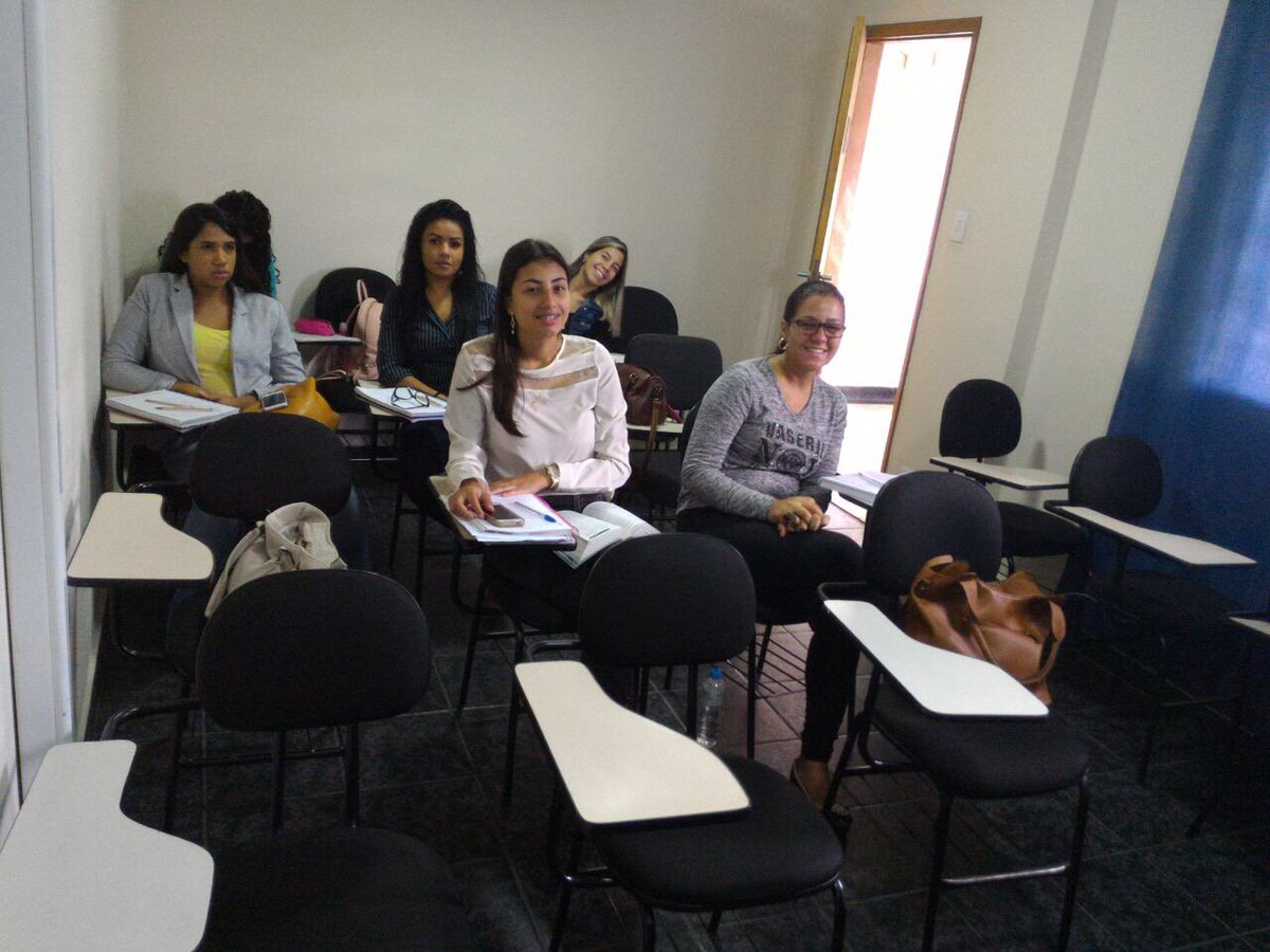 damasiogru's tweet photo. Em Guarulhos Gabaritando Ética com @profmarcoant , alunos levantaram cedo para uma Maratona de Ética #boragabaritar no Domingo 👏👏👏👏 https://t.co/xc0bUsg1lG
