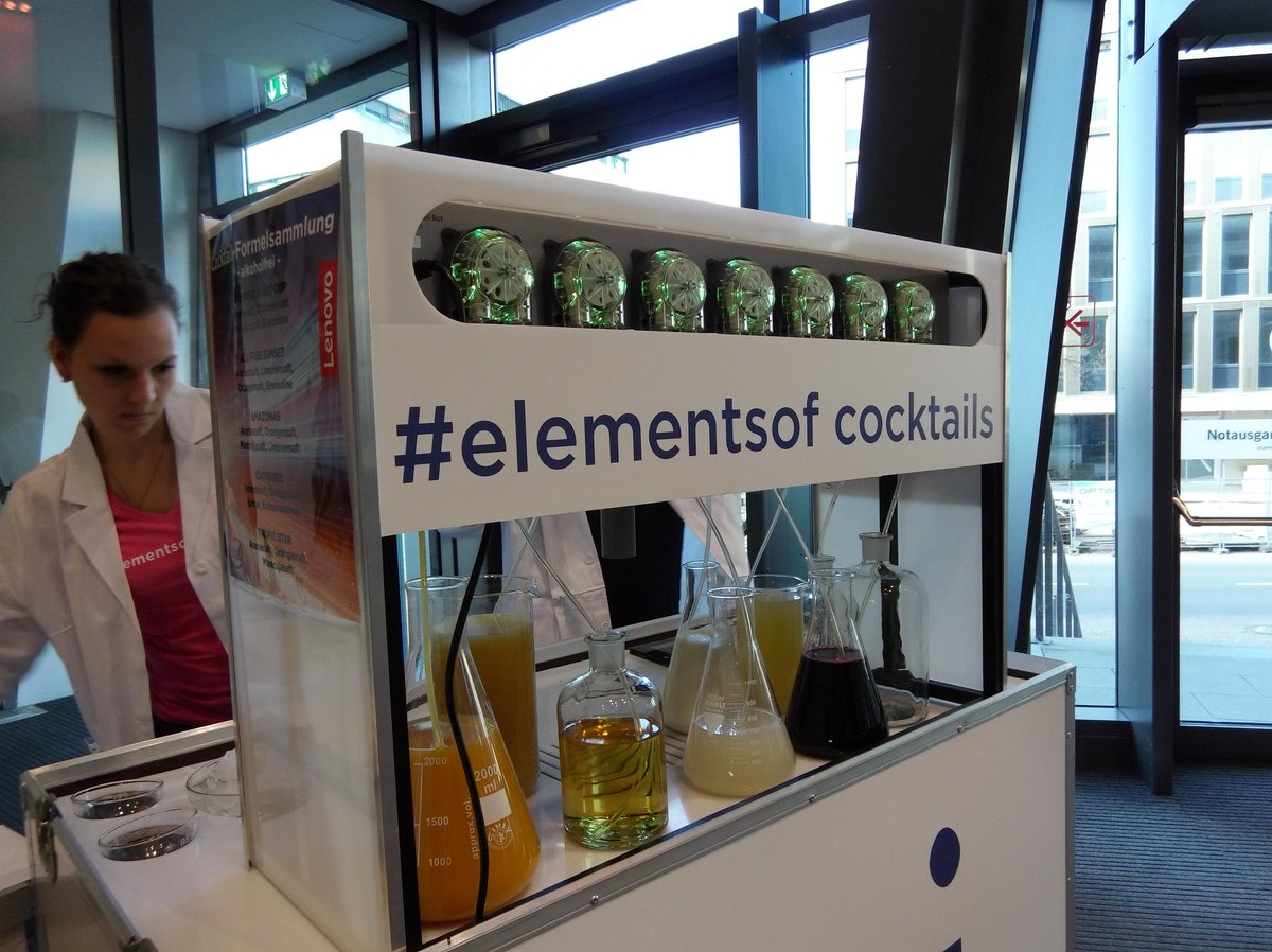 lenovode's tweet photo. #Elementsof Kaffee, Fruchtcocktails &amp; #VirtualReality https://t.co/g8NIW810Eq