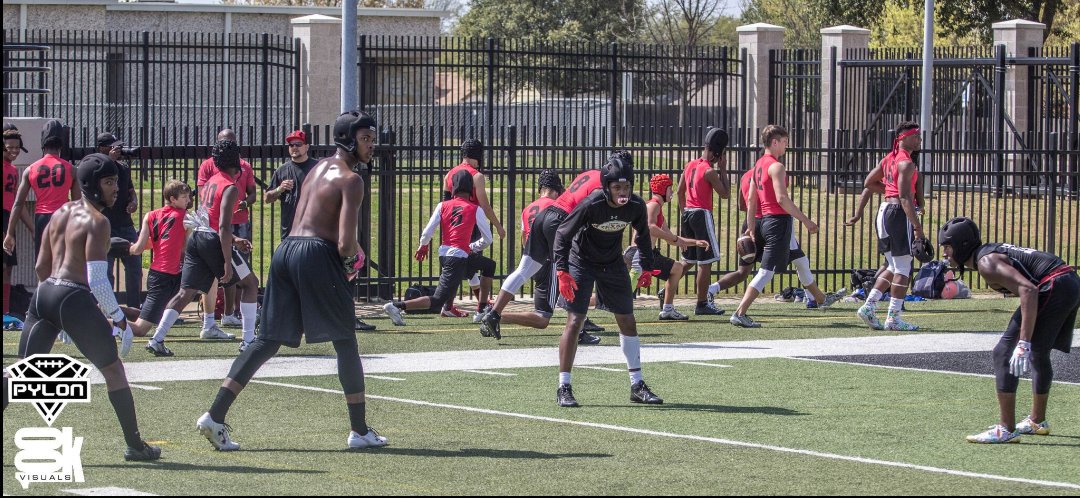Poor guys....Don't Stand A Chance smh lol @Cartraven_ @CorkyB817 
#BuisnessIsGOONIN 
#Pylon7v7 
@xx100kvisuals