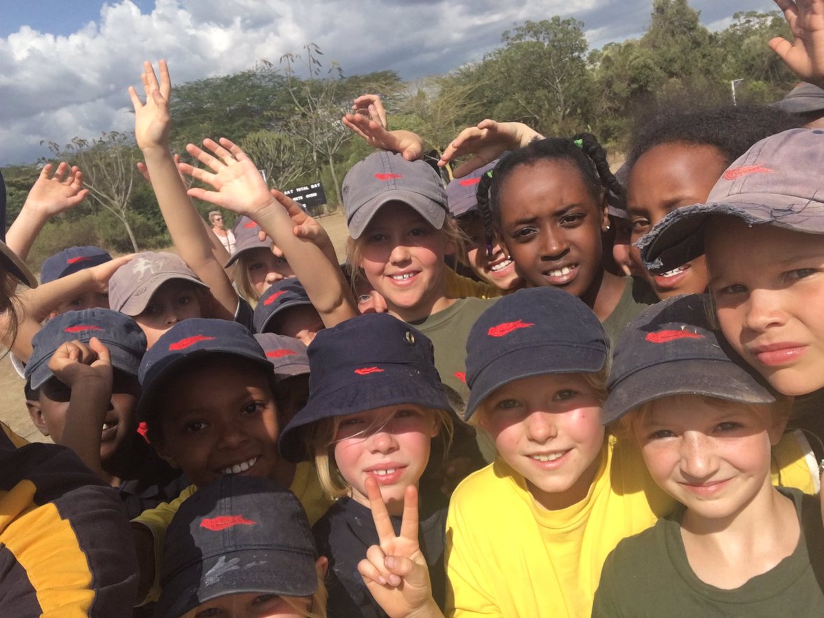 SedberghGirls's tweet photo. Last few sessions @PembrokeHouseKe always a great week with brilliant 'ballers #talent #futureBrown https://t.co/I72CqSGfNJ