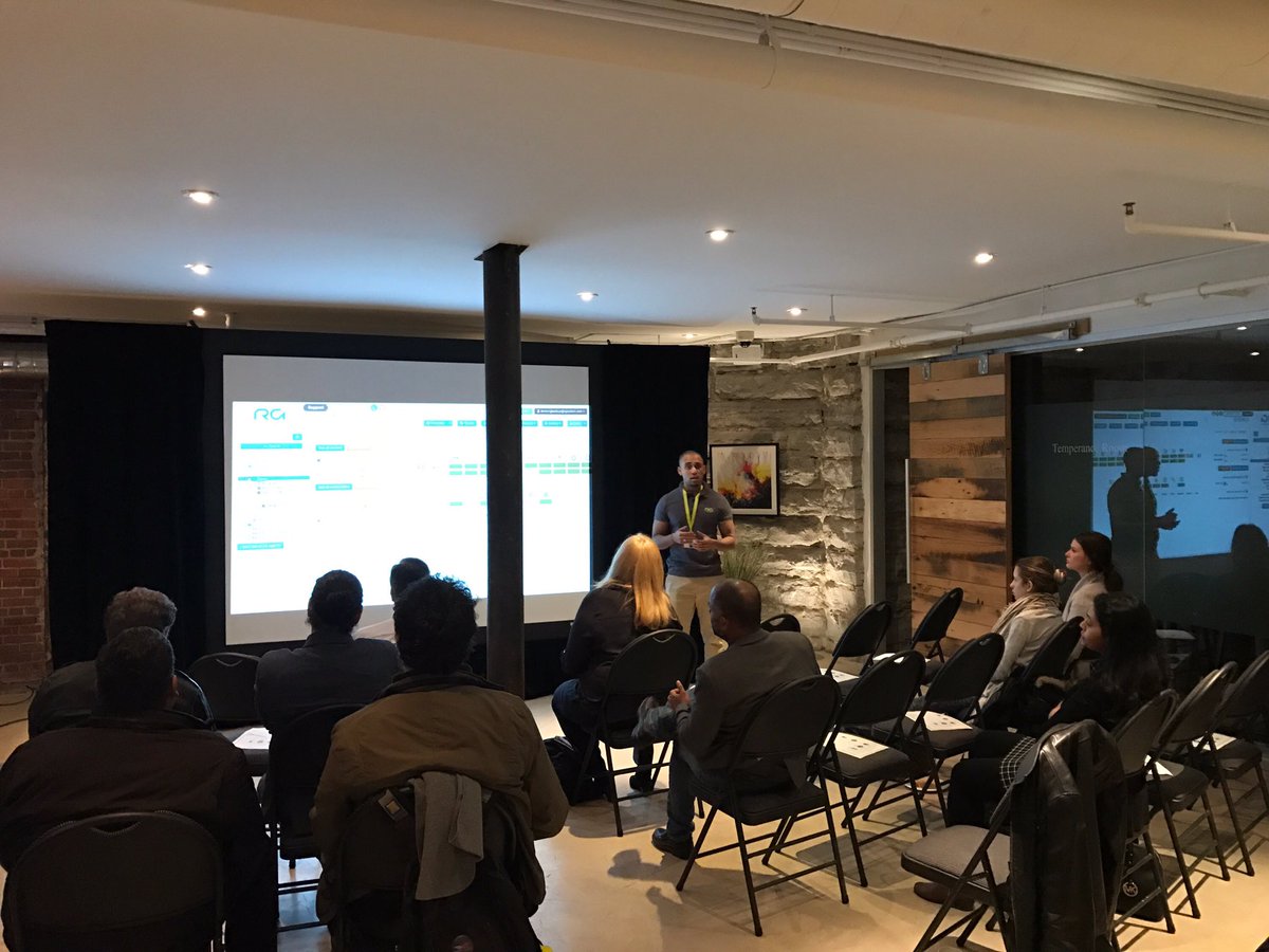 RG_System's tweet photo. [RG BACKUP TOUR] Place à la démo by @AlexElanko #RGBackup #DataBackup #SaaS #ITMonitoring #Security #TeamRG https://t.co/wLp5OWRffy