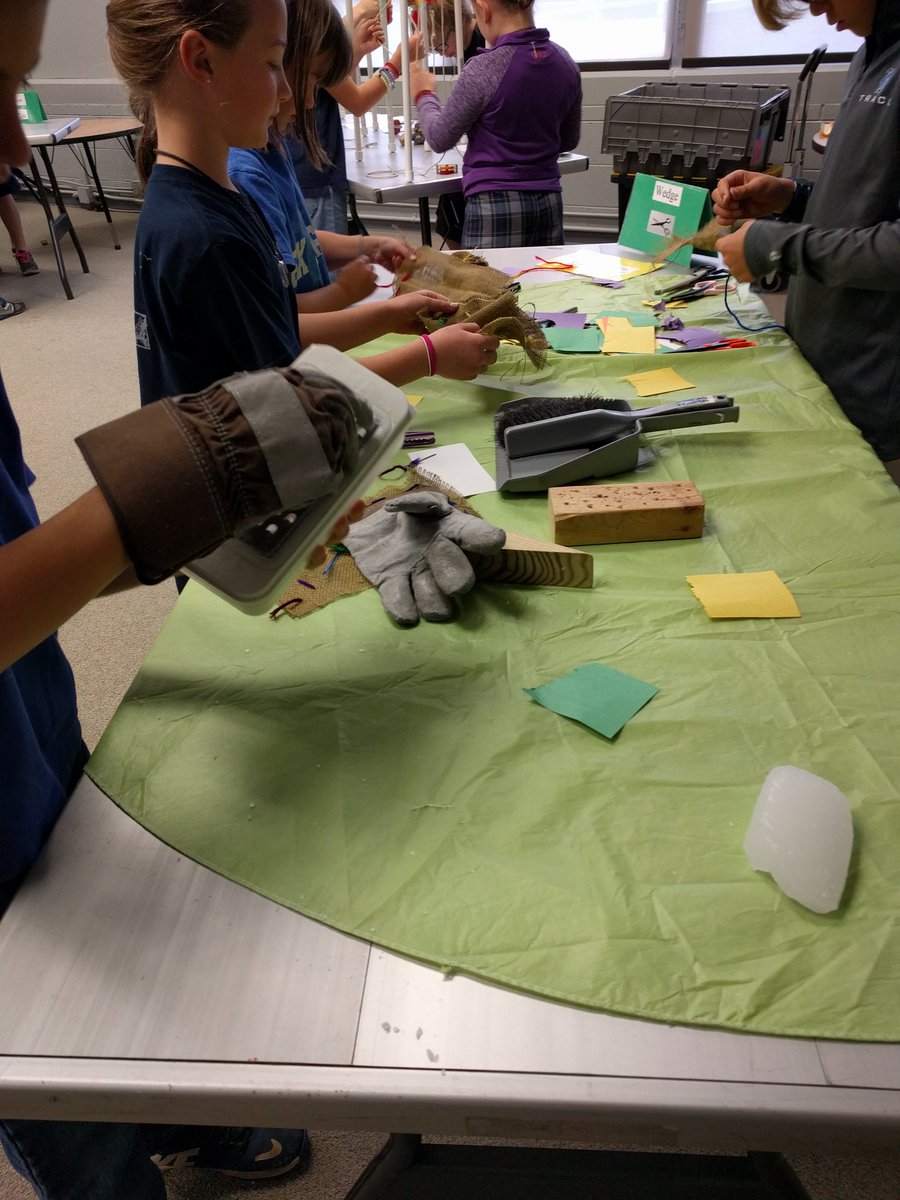 Lauren_CDM's tweet photo. Exploring simple machines today at @BoydBuchanan - so much fun! @cdmfun @hamcoschools https://t.co/OdKGEOEk5U