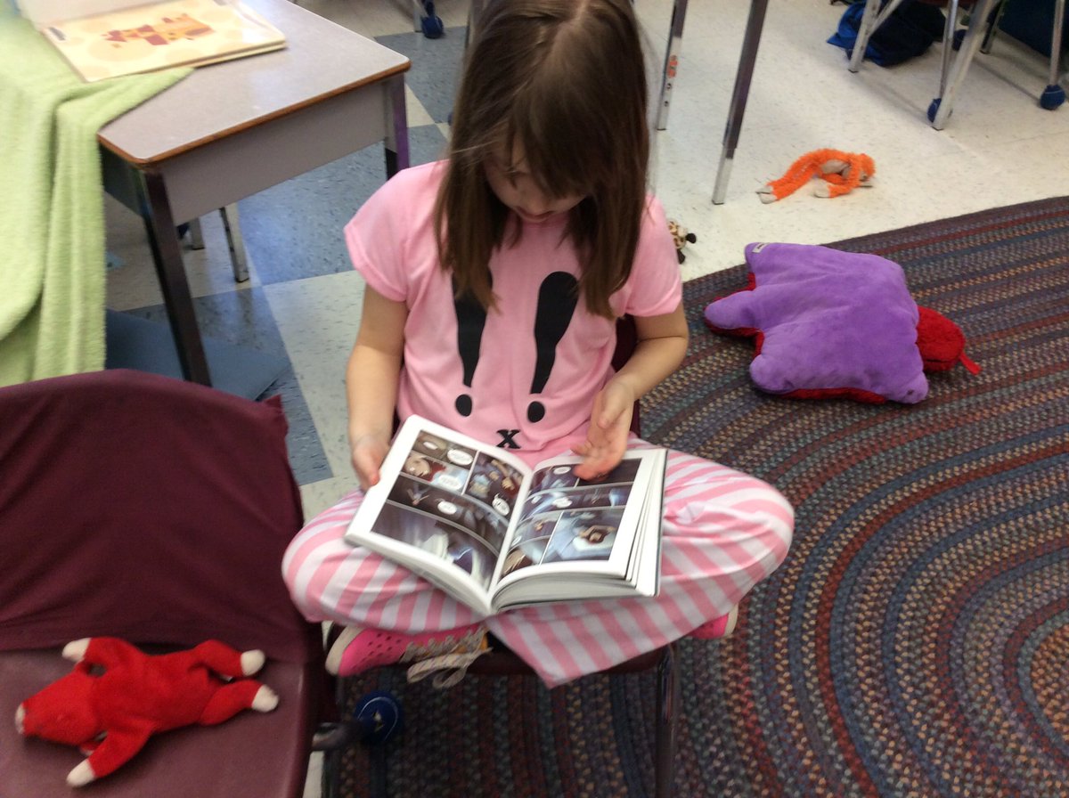 JaniceSellen's tweet photo. Going strong with our Read-A-Thon!#lkdsb https://t.co/HUmTvOpUjY