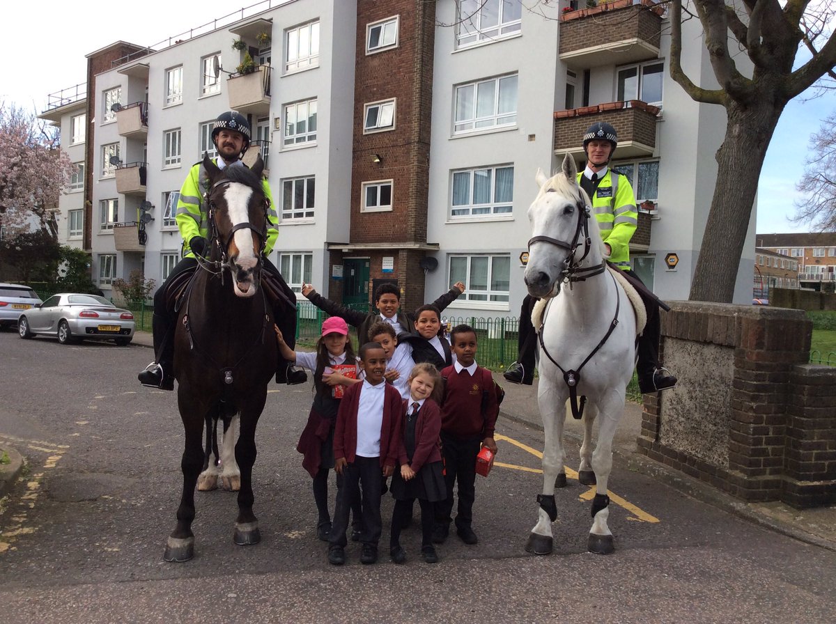 St_JamesSchool's tweet photo. @St_JamesSchool @metpoliceuk thank you for keeping us safe. https://t.co/R6dP0gMFGe