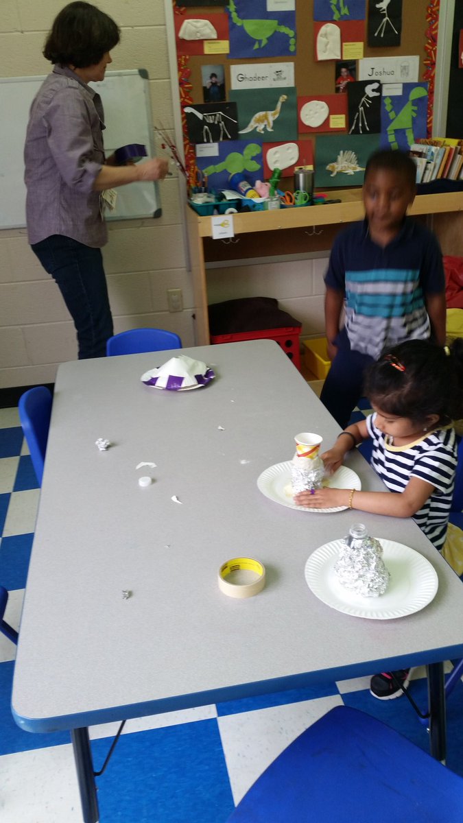 AgnorHurtPreK's tweet photo. Building volcanoes and watching them erupt https://t.co/Jabi6ijvCt