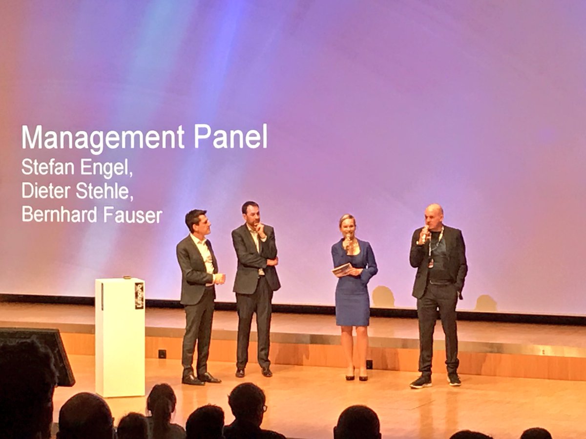 kundl's tweet photo. Abschlussrunde #elementsof Lenovo https://t.co/hmZ6T2yJj0