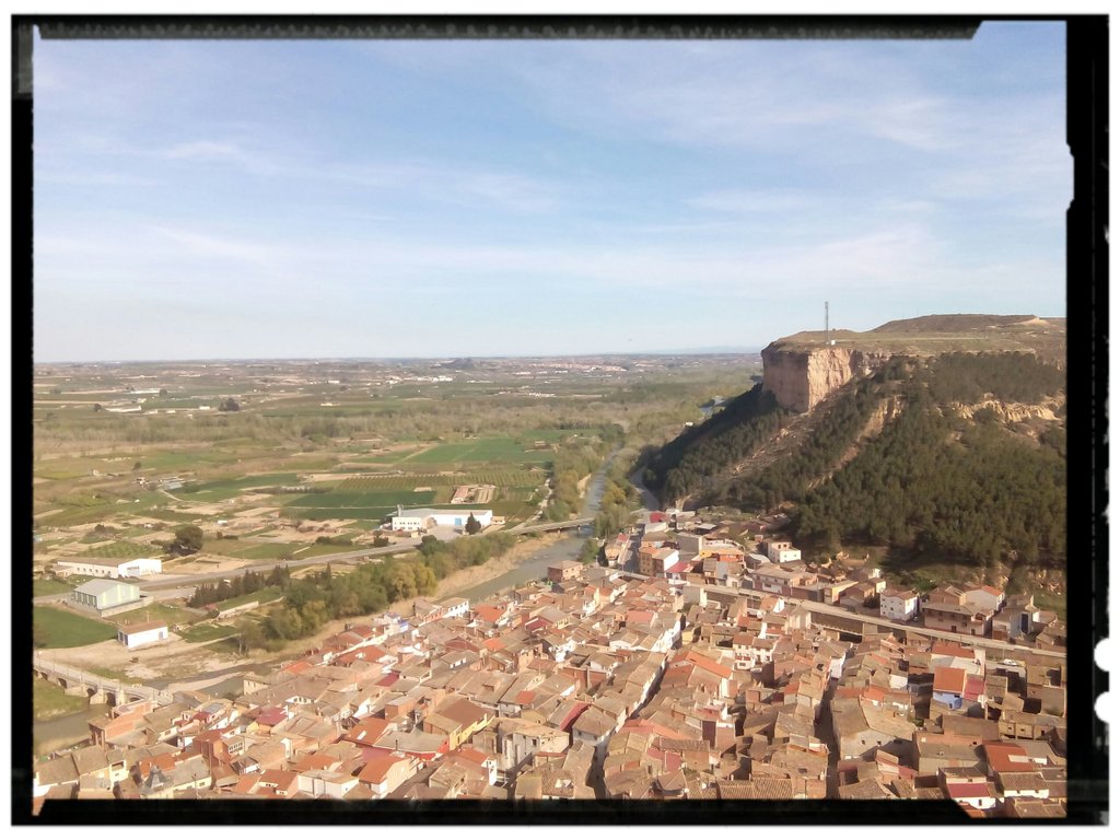 meteobenas's tweet image. A ver si ahora...las #Ripas y el valle del #Alcanadre al lado de #Ballobar...