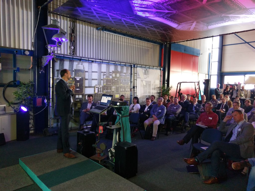 co2smartgrid's tweet photo. Taco Broerstra about #ccu #opportunities on the site of @PlantOneRdam https://t.co/bqsLSVMefg