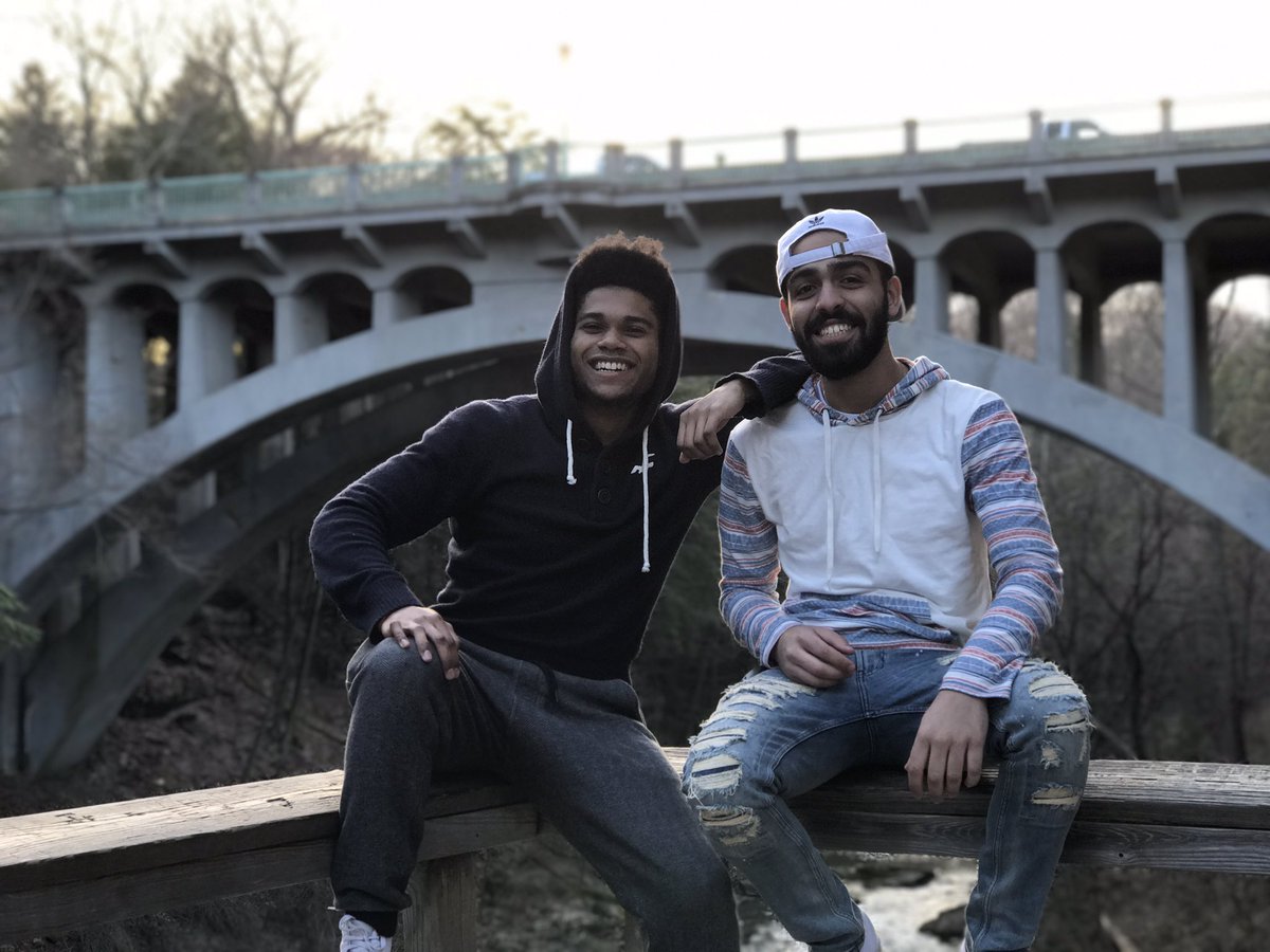 96ARABZ's tweet photo. Major moves coming soon. Watch out. #2017IsOurs https://t.co/OZbpkNUMIO