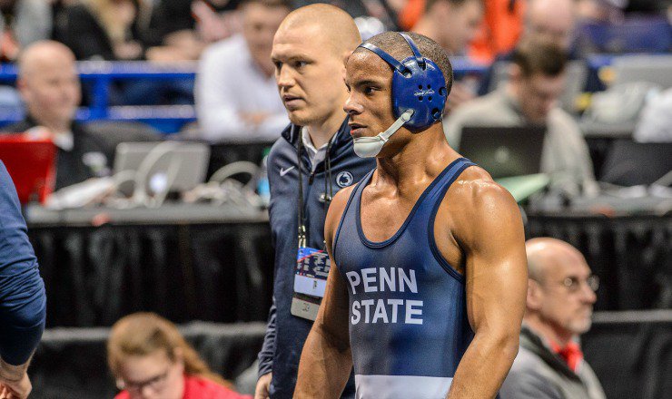 InterMat's tweet image. Hall voted InterMat Freshman of the Year dlvr.it/Nm7Xgp