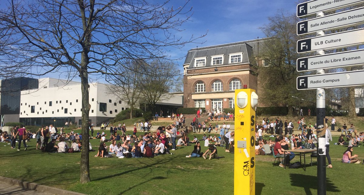 Toon's tweet photo. Happy to be on entreneurship panel by @SolvayStart &amp; impressed by Solvay students who left friends on sunny campus for the aula shadow :) https://t.co/Cy6tQB6clT