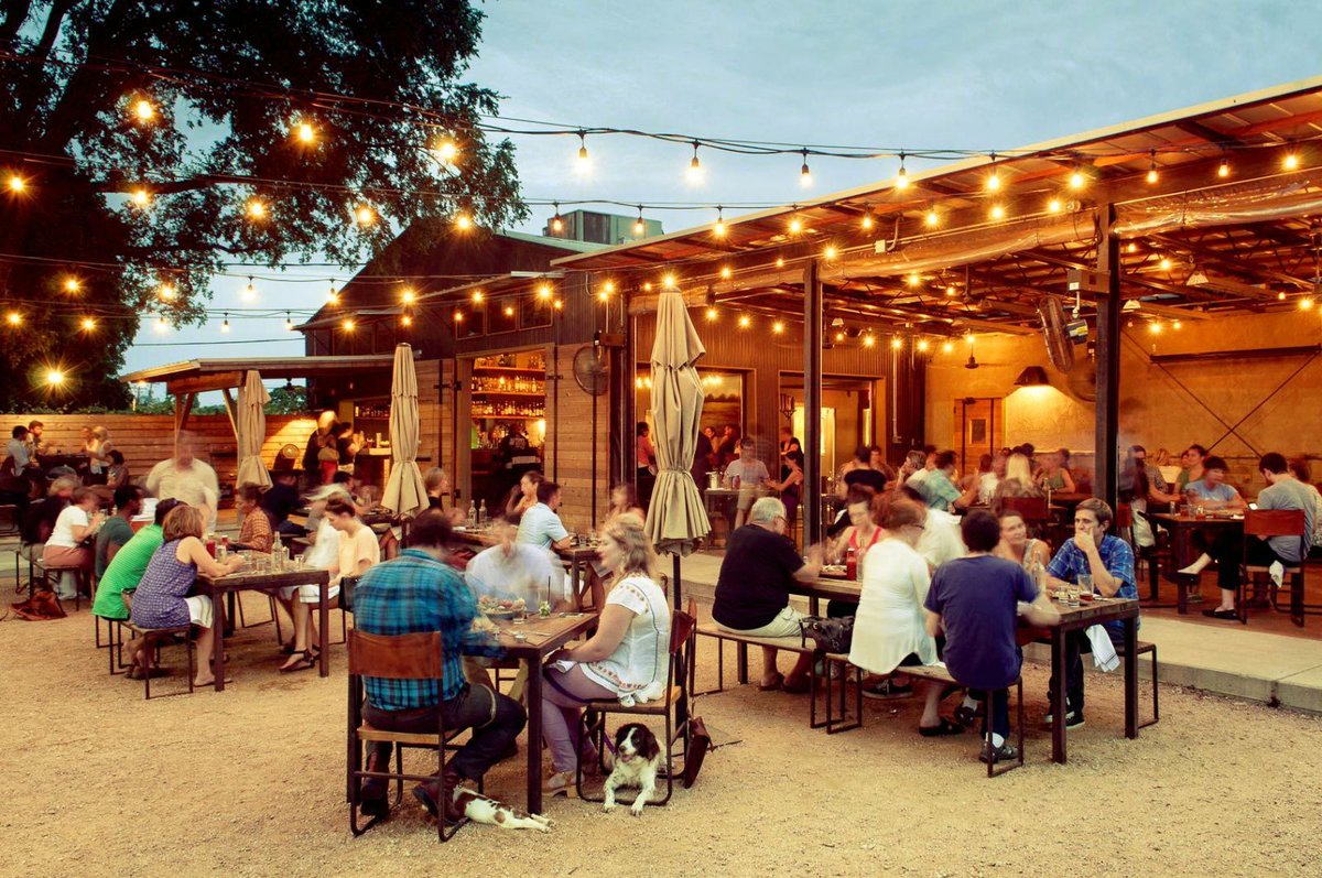 AlexaSawaya's tweet photo. The Complete Austin Springtime Checklist https://t.co/yXVApCiif1 #Austin #SpringinAustin #ATX #SpringEvents https://t.co/IKZMGyfHDr