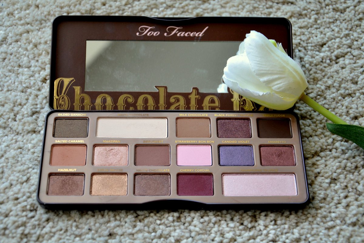 Heute gibt Haul und review in einem: Ich habe mir bei <a href="/Sephora/">Sephora</a> die <a href="/TooFaced/">Too Faced Cosmetics</a> chocolate bar Palette gekauft :) openmindbyjc.blogspot.de/2017/03/favori…