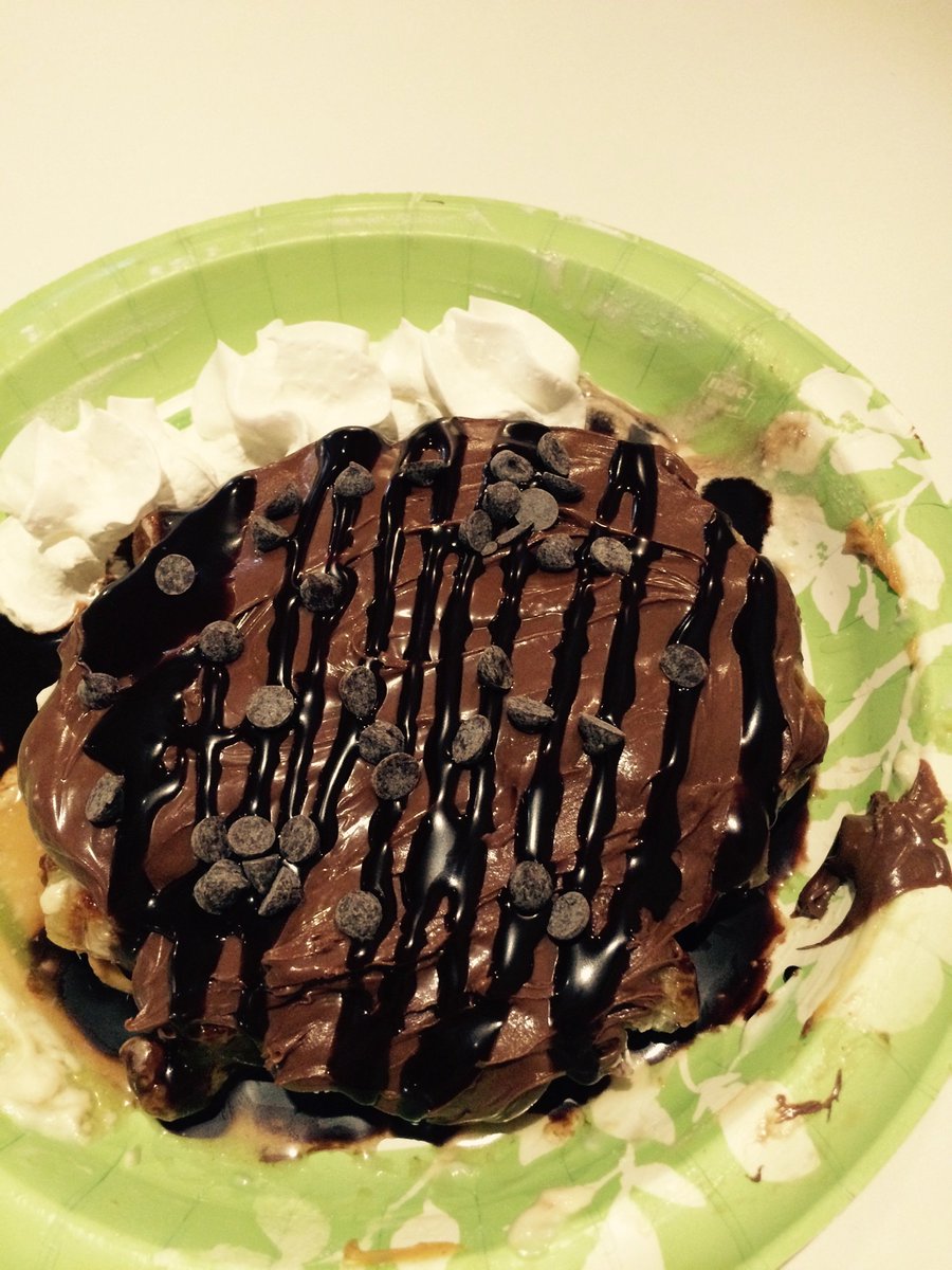 😍<a href="/SadiesWaffles/">Sadie's Waffles</a> #WeAre Celebrating!  Best of #StateCollege 2016!  Thanks to all our voters. We love #downtownstatecollege! #onwardstate
#PSU