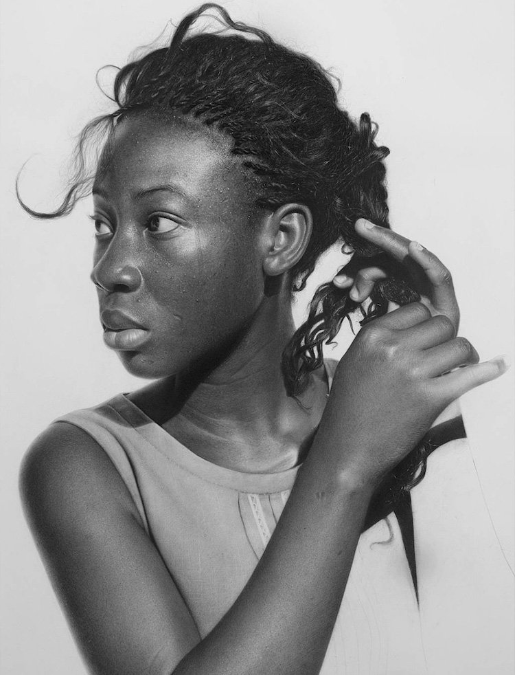 mymodernmet's tweet photo. This Nigerian artist spends up to 200 hours creating hyperrealistic pencil portraits https://t.co/Vgxv8ok2ss https://t.co/2RovbV4Nyl