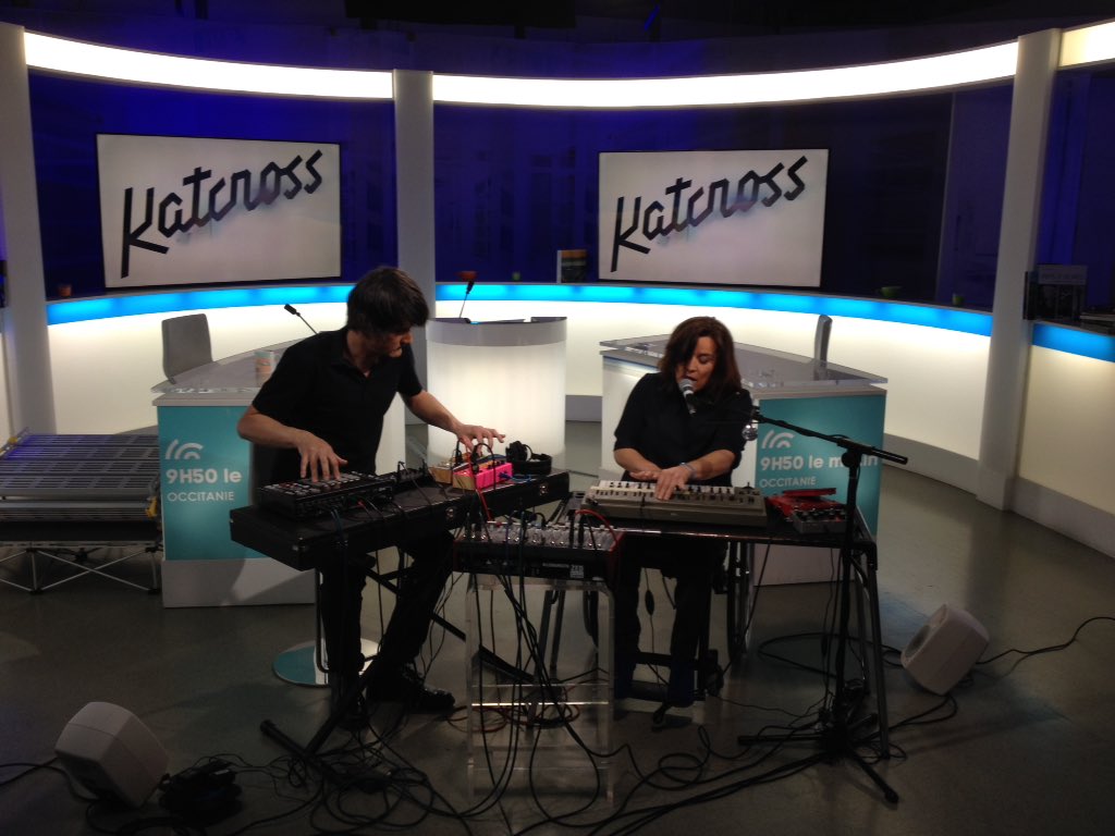 KatcrossMusic's tweet photo. Katcross #live #iamthemachine @France3MidiPy Occitanie matin @Toulouse7 @20minutestoul https://t.co/Ry34ChEra4