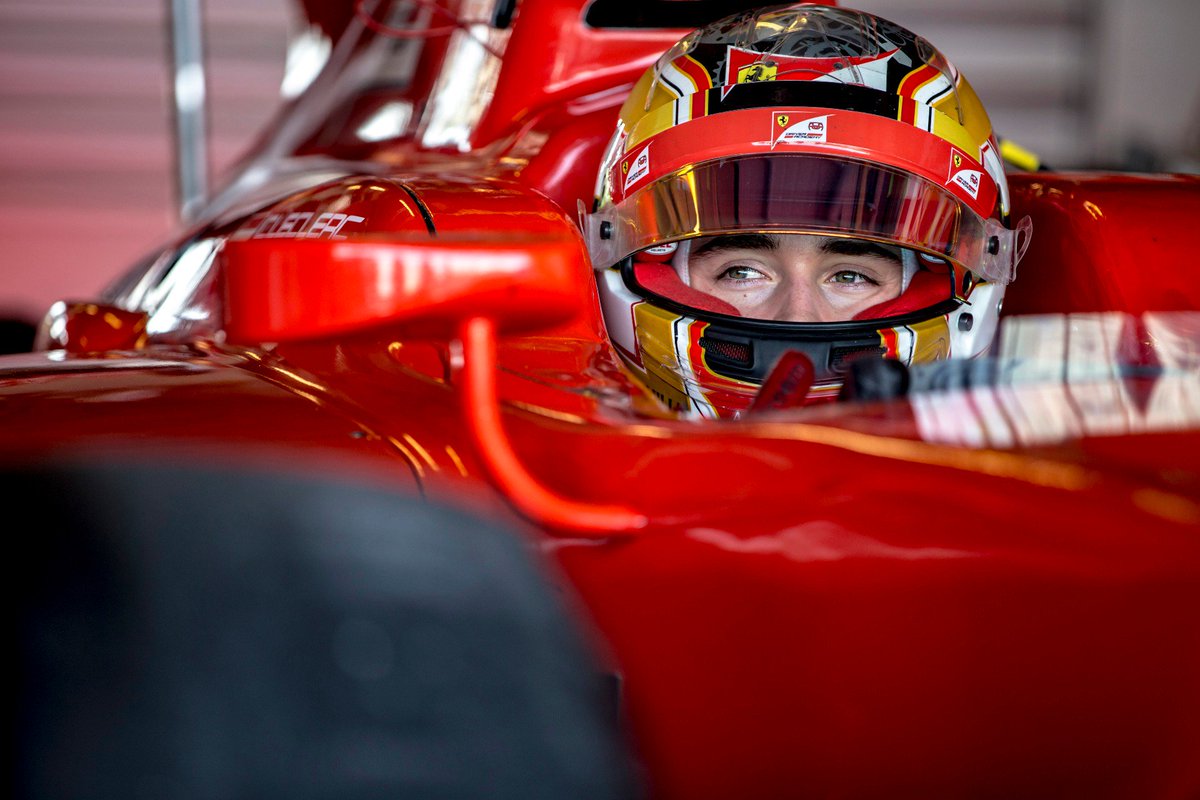 VelTotalcom's tweet photo. #F2 #FIAF2 | @Charles_Leclerc lidera los primeros ensayos de la categoría en @BAH_Int_Circuit 

https://t.co/1OVORAhF6w https://t.co/qhemCAE0MF