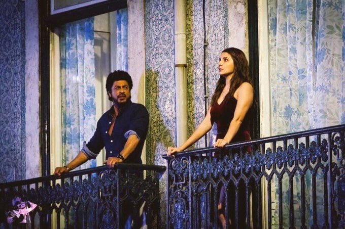 SRKUniverse's tweet photo. RT if you are excited about SRK ANUSHKA NEXT ON 11 AUG https://t.co/7VqHpQn4U2