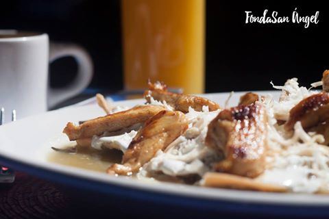 FondaSanAngel's tweet photo. #NoEresUnChilangoSi no te desayunos unos buenos chilaquiles. https://t.co/IFpVOi1nwQ