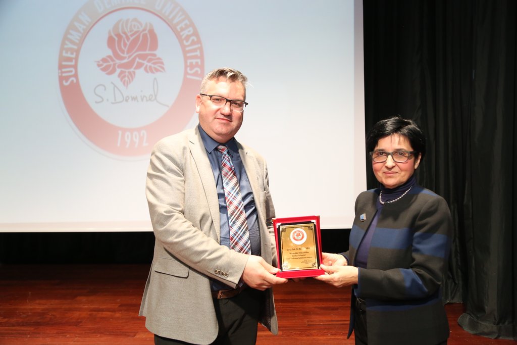 sduieee's tweet photo. IEEE SDÜ olarak SDÜ Fen Bilimleri Enstitüsü Biyomühendislik Ana Bilim Dalı ile birlikte organize ettiğimiz etkinlikte Prof. Dr. Banu Onaral+ https://t.co/tfgoVLssKi