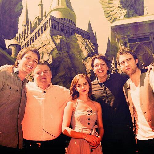 GeneralPotter's tweet image. Today is Robbie Coltrane birthday! 
Happy birthday! 
Happy birthday from a good and wonderful actor ! 
Robbie played Hagrid in Hp movies