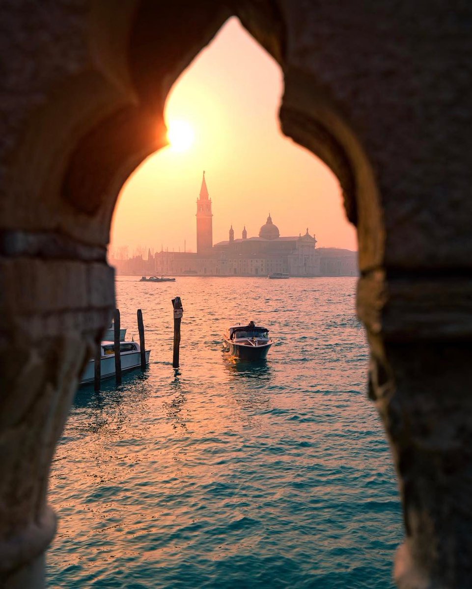 Expedition tweet media