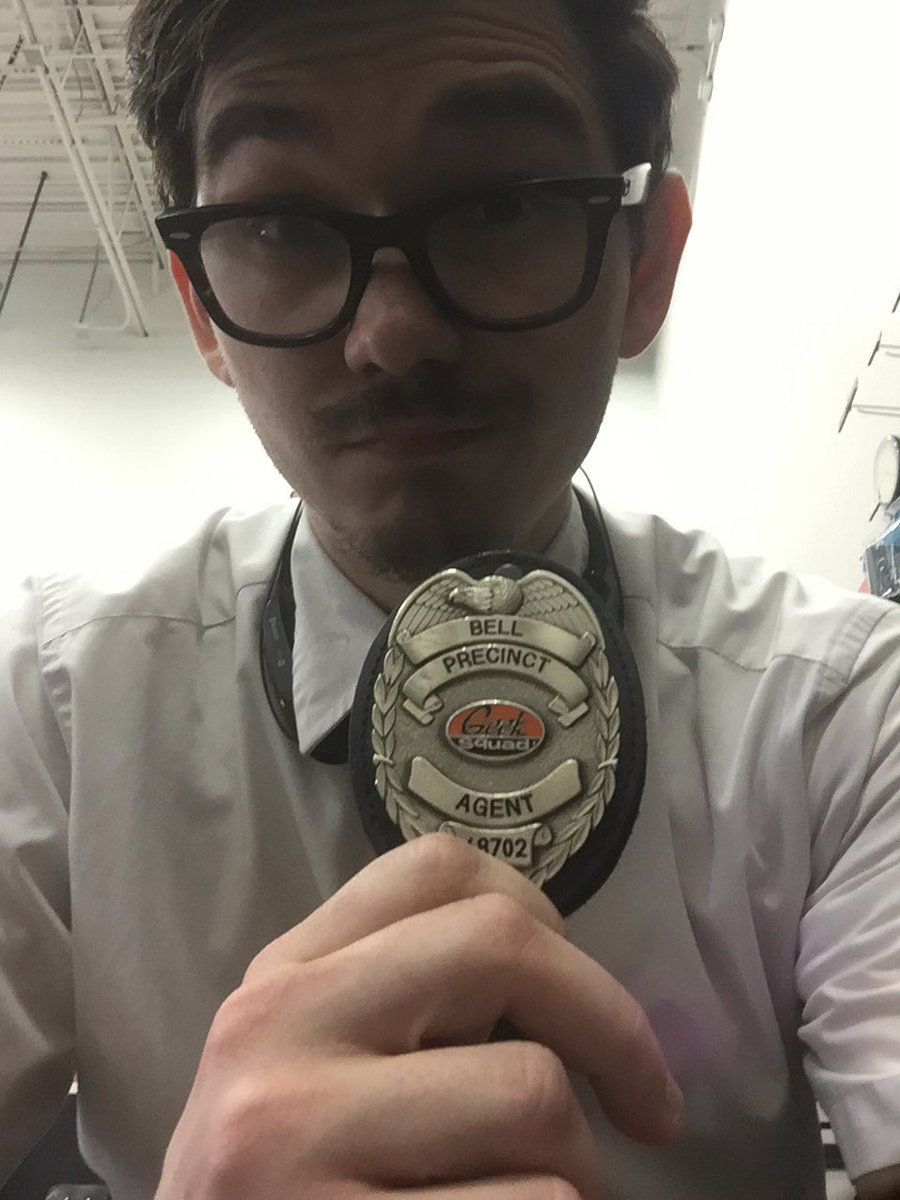 Vyviess's tweet image. @OpTic_Scumper @OpTic_Crimsix @OpTic_FormaL @OpTic_DKarma @optich3cz When you all get tired of Net/Tech problems. I'm ready. @HyperRTs