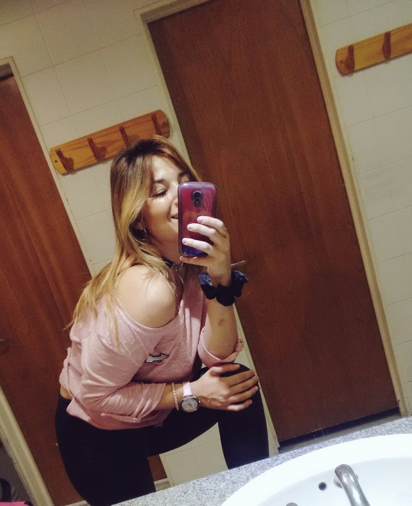 noelianovillook's tweet photo. @LifanArg #Lijack @HyundaiARG  #UmaMotors  se viene ya #ElArcaDeNoe @FMSecla1047  venite https://t.co/dTXahCTyr8