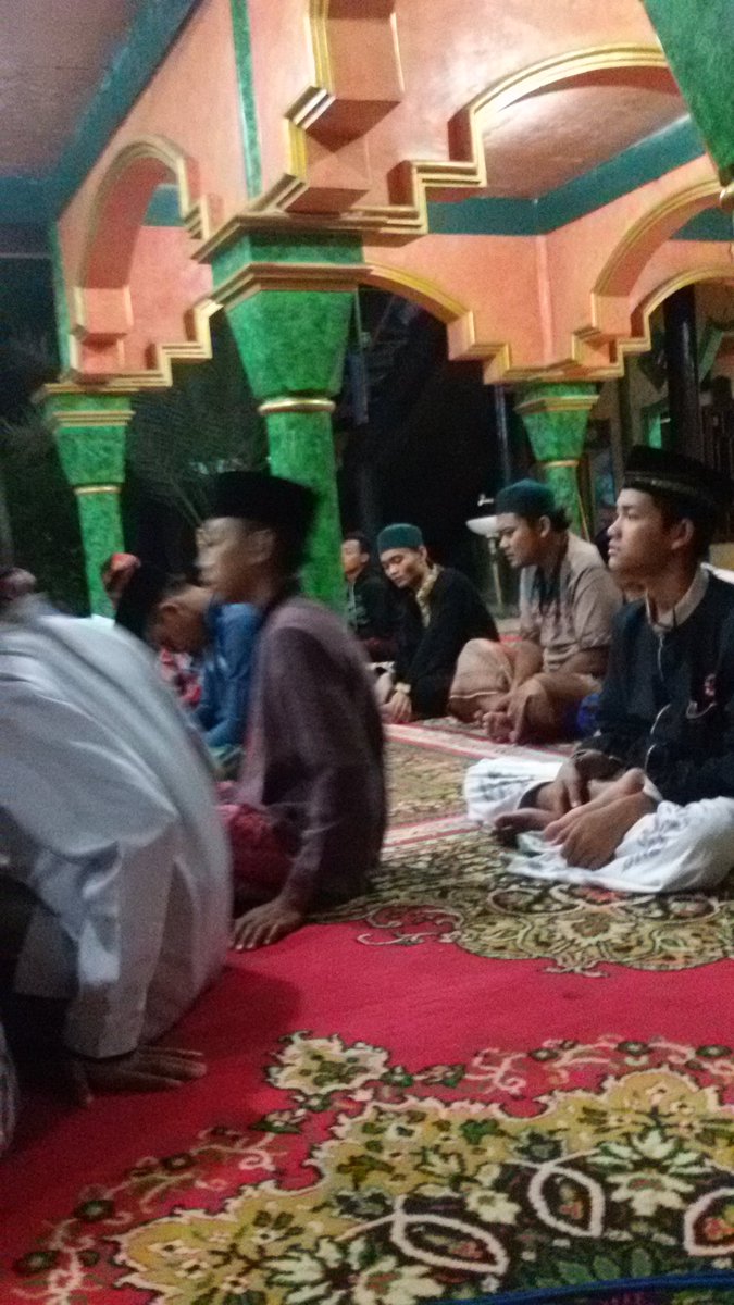 Neackragieldwe's tweet image. Acara rutinan setiap malam jum.at di ponpes AL asy'ary ceweng sendangrejo dander bojonegoro