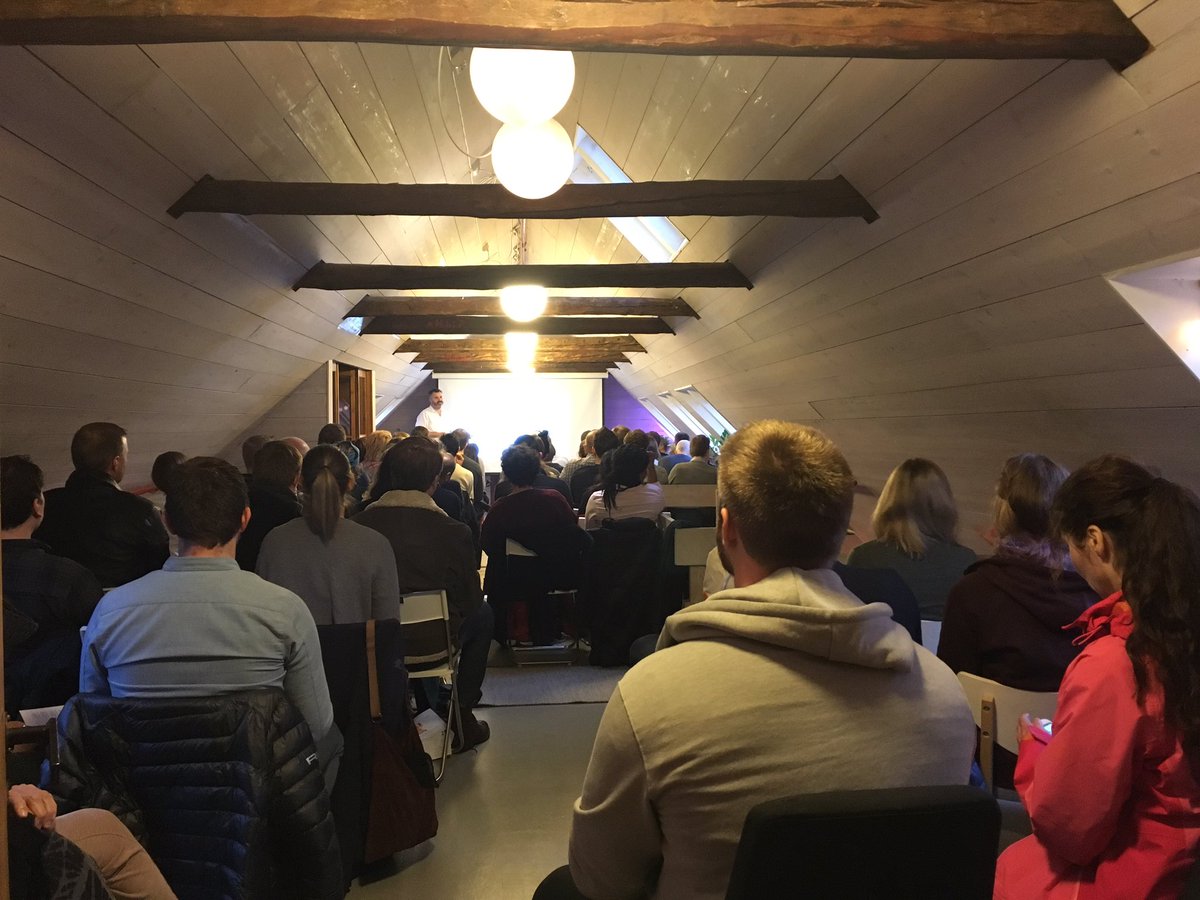 Fullt hus - mange som vil bli gründer i Bergen! #bliengrunderibergen