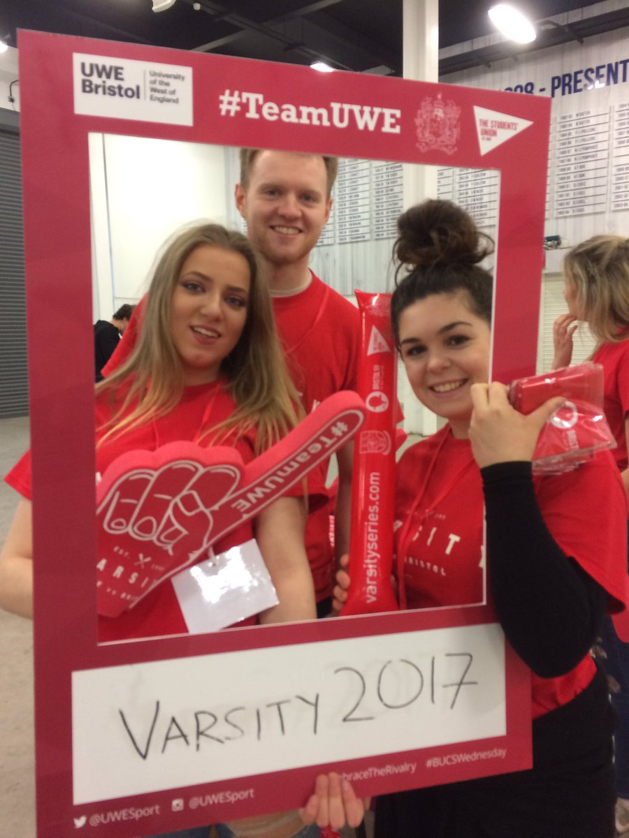 UWESport's tweet photo. @UWEBristol fans out in full force!! @TheSUatUWE #TeamUWE #EmbraceTheRivalry @UOBvsUWE https://t.co/6gDukgoLVU