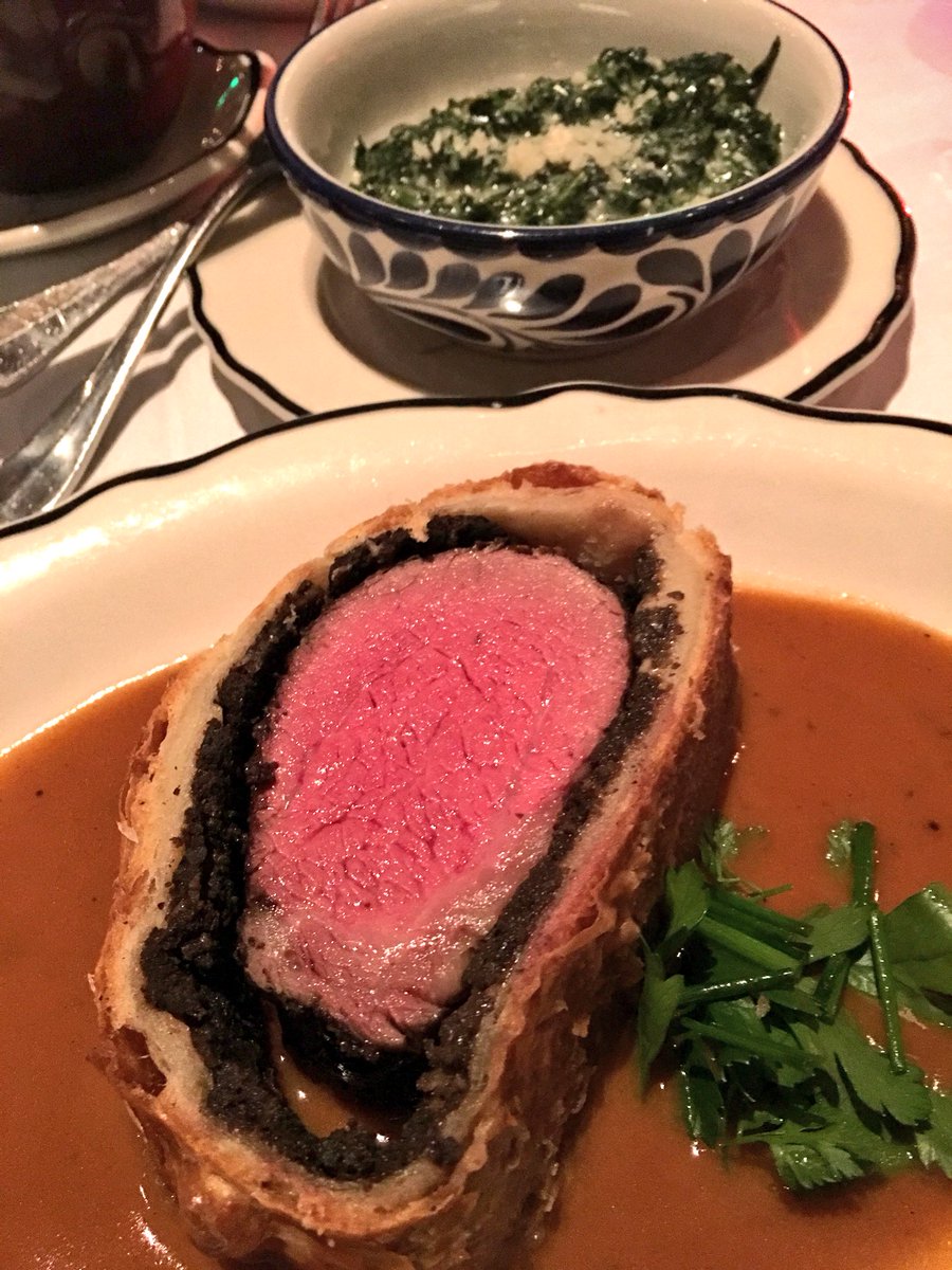 SusanDReynolds's tweet photo. Amazing meal at #Marina hotspot @maybeckssf on #WellingtonWednesday. I make a mean Welly but this was the best I've had. #nomnomnom https://t.co/5nnDD3i647
