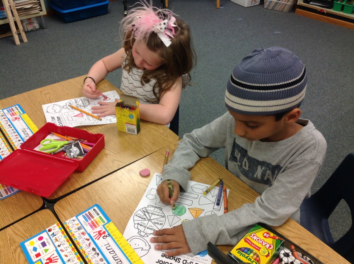 thompsonfrogs's tweet photo. Playing a spinner game with 3-D shapes@DonaldESD#geometry fun https://t.co/w87R9OfPVS