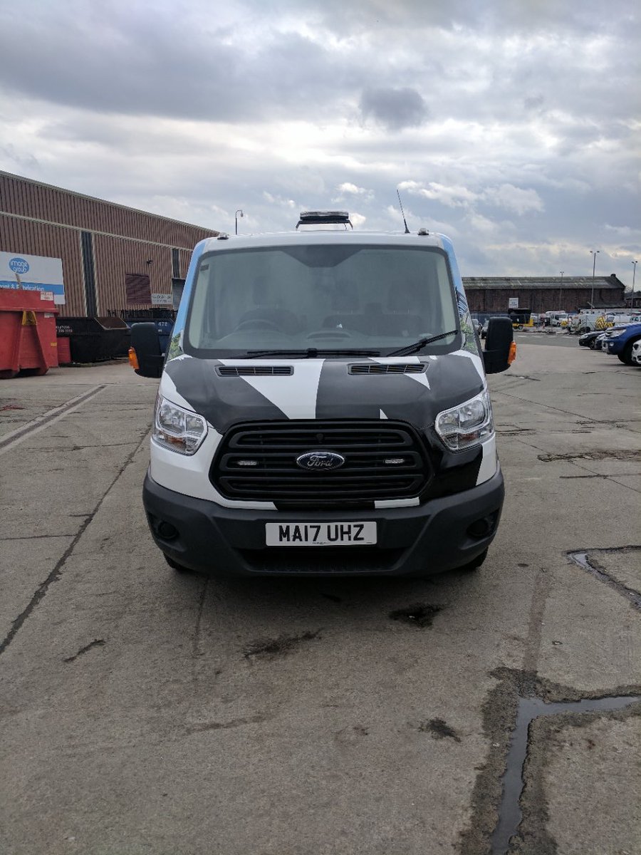 Wefitgraphics's tweet photo. A smart tipper wrap installed by the lads today for #vanwrap https://t.co/H4A7fgbNah