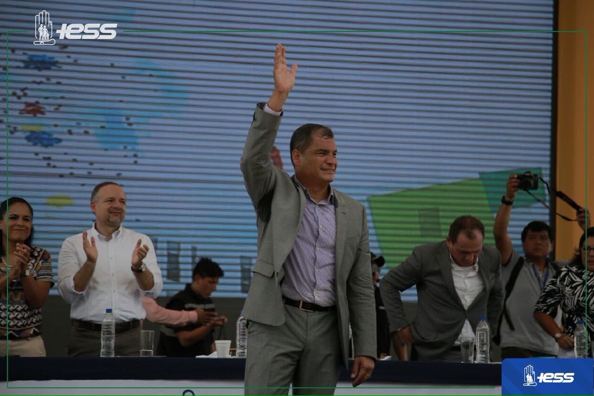 IESSec's tweet photo. .@MashiRafael inaugura oficialmente el hospital más grande en la historia del país #IESSLosCeibos y el Centro Materno Infantil #IESSZaruma https://t.co/kikDf0qAl4