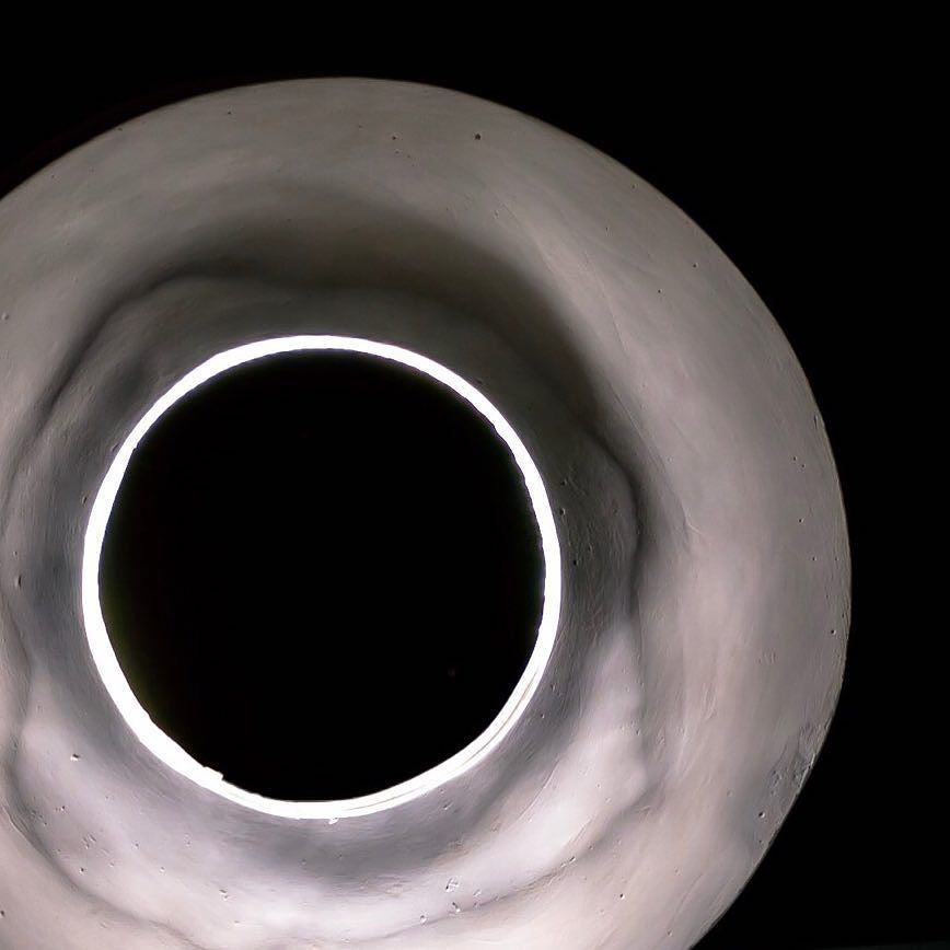 robertanthonyra's tweet photo. Halo captures the duality of light and shadow on two outer surfaces pushing and pulling from one another through a dividing channel splitti… https://t.co/mtoOlvgfTL