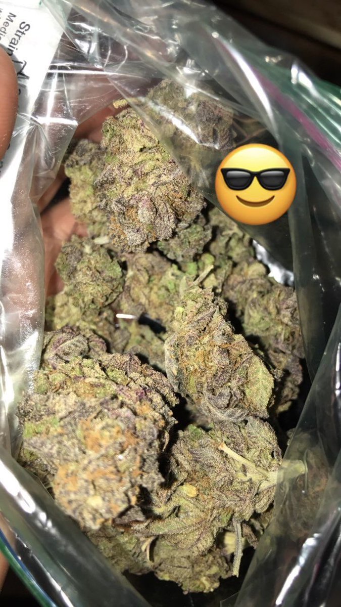 ProSmokeYo's tweet photo. Loud pack baby‼️ #loud #terps #medicalmarijuana #raw #rawlife #highsociety #highlife #cannabisculture #norcal #cencal #valleyasfuck #bayarea https://t.co/UpMKD564DF