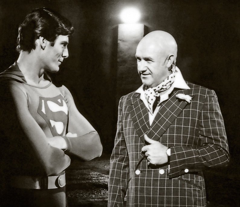 Ch1vas96's tweet photo. It feels great watching old classic DC heroes 😍 #dccomics https://t.co/BTLvttRGaJ